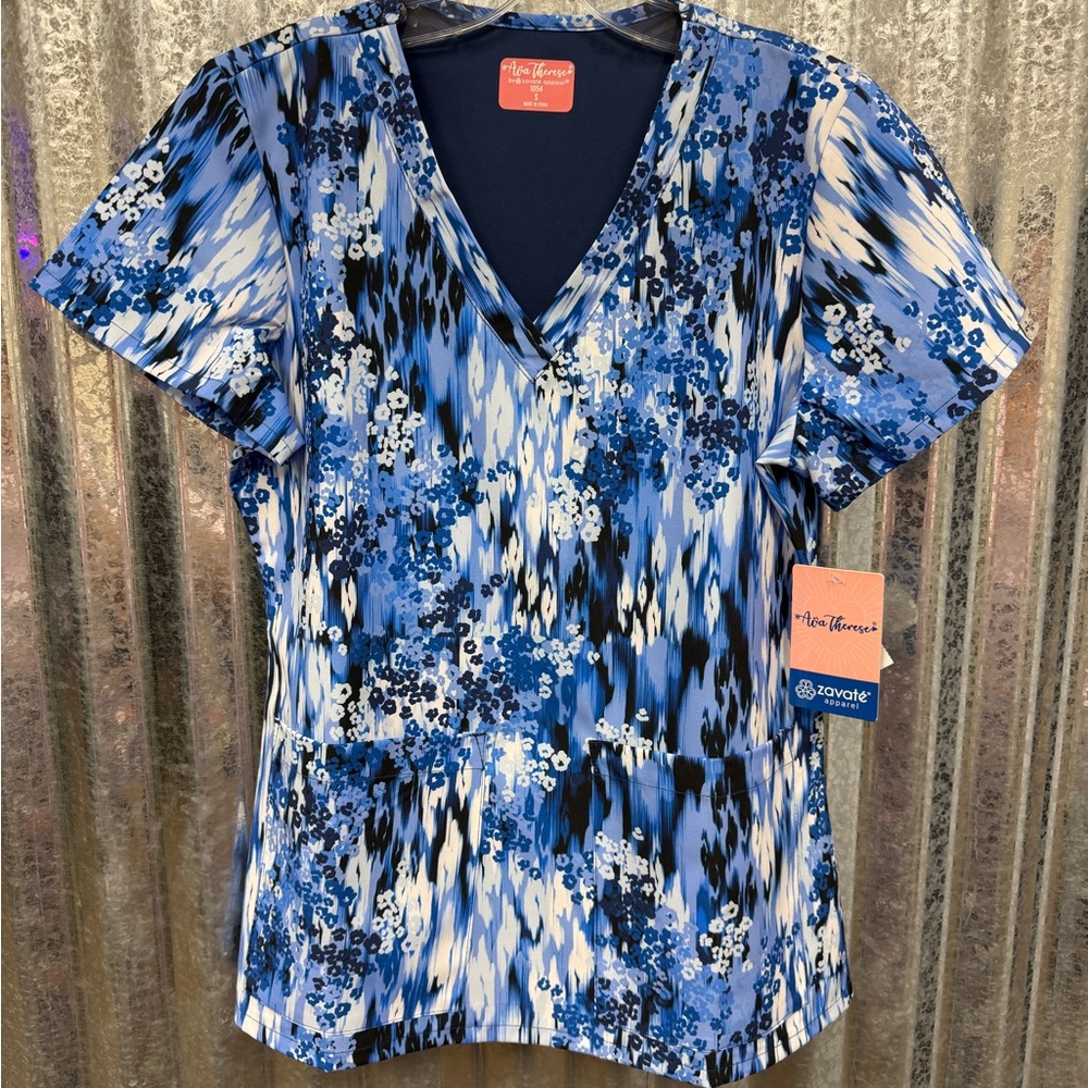 Women’s Scrub Top-Blue Patterned